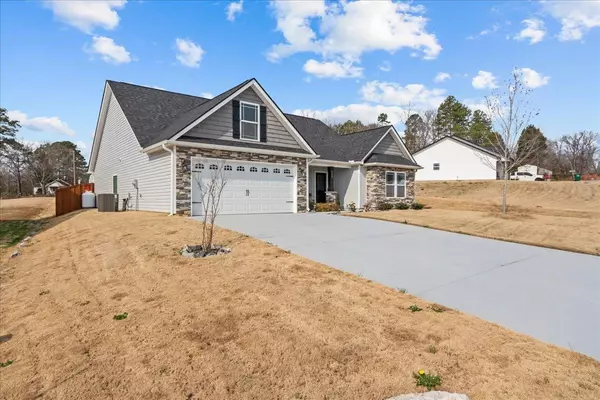 Campobello, SC 29322,308 Dogwood TRL