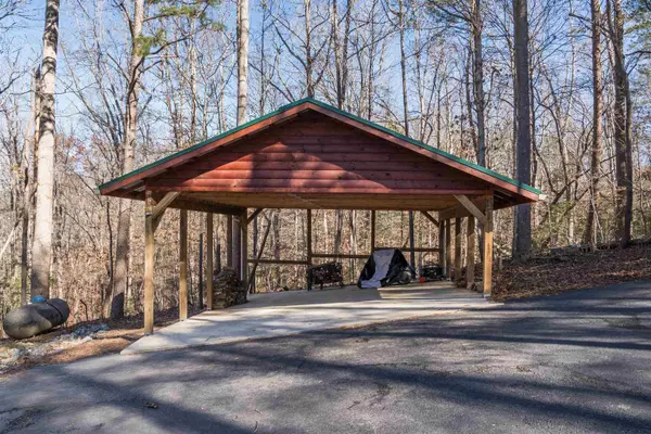 Chesnee, SC 29323,144 Lakeshore DR