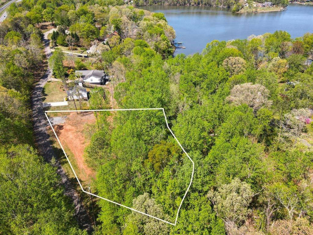 136 Amber DR, Inman, SC 29349