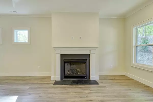 Inman, SC 29349,455 Brunswick LN