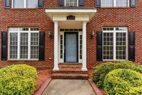 Moore, SC 29369,228 Cedar Bluff DR