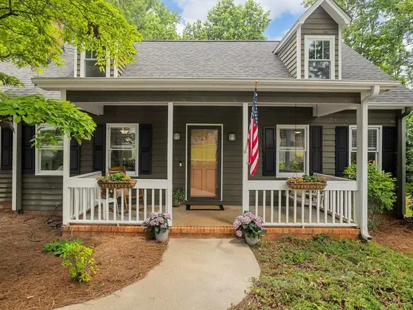 122 Parris Ridge DR, Boiling Springs, SC 29316