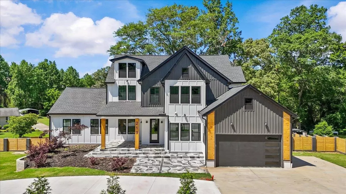 Easley, SC 29640-1516,219 Glenwood RD