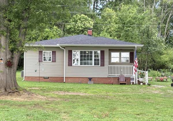 11605 Highway 221, Woodruff, SC 29388