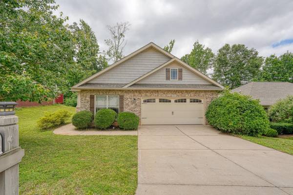 687 W Heatherstone LN, Roebuck, SC 29376