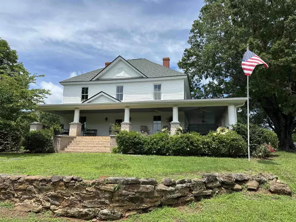 Taylors, SC 29687,251 W McElhaney RD