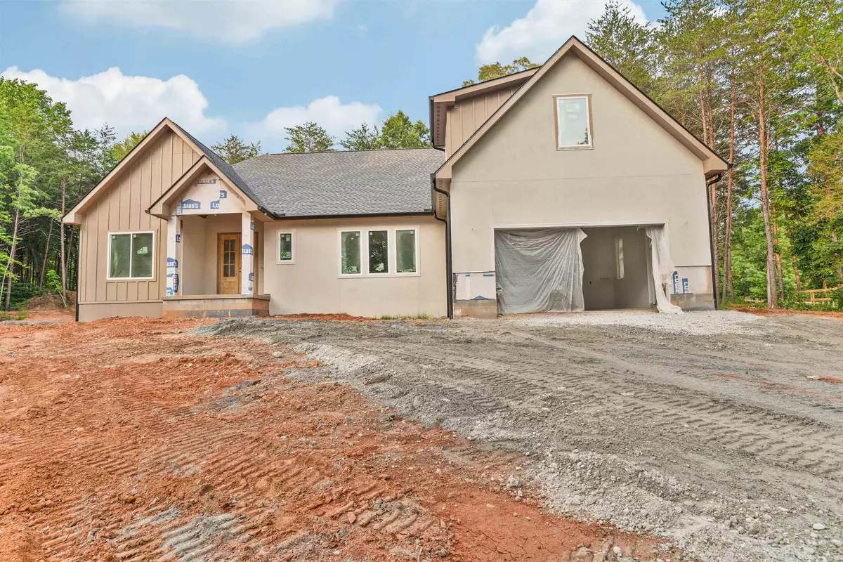 Landrum, SC 29356,122 Belue Mill RD