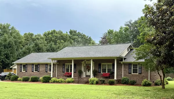 6144 Robin ST, Spartanburg, SC 29303