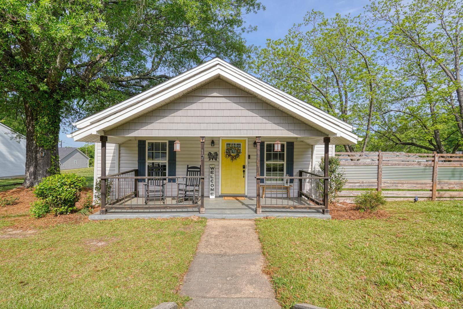 17 Littlefield ST, Inman, SC 29349