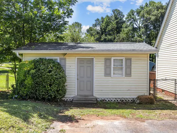 Greer, SC 29651,114 Maplewood CIR