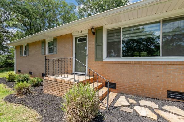 Woodruff, SC 29388,1142 Cooper Bridge RD