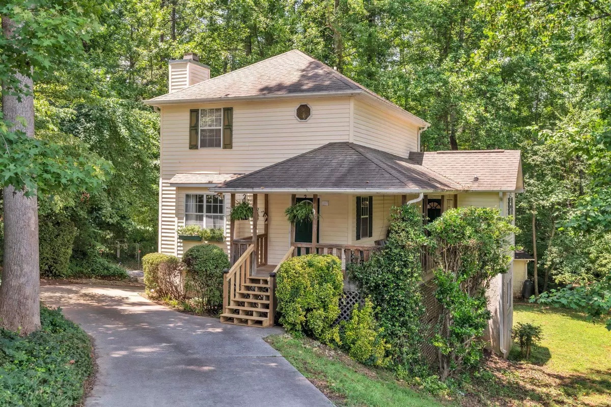 Taylors, SC 29687,1221 Winding Way