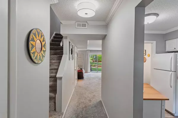 Taylors, SC 29687,812 Reid School RD