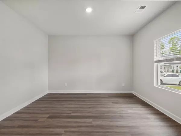 Moore, SC 29369,758 Treeline RD