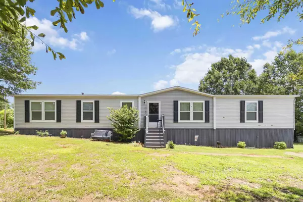 502 Shiloh Church RD, Wellford, SC 29385