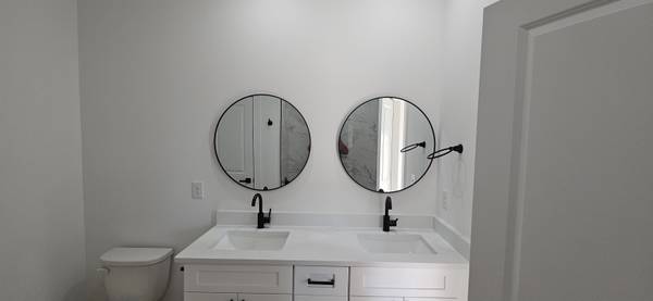 Roebuck, SC 29376,115 Oak AVE