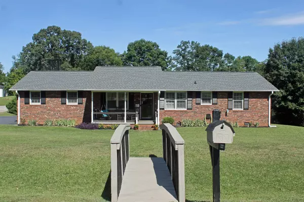 656 Mega DR, Duncan, SC 29334-9535