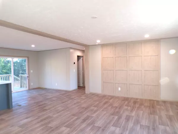 Chesnee, SC 29323,1082 Piedmont RD