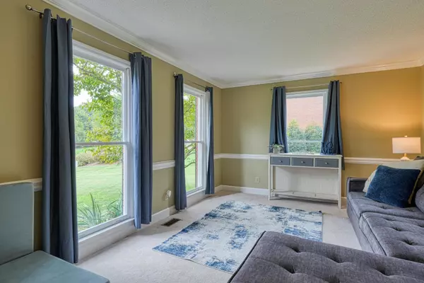 Moore, SC 29369,225 W Killarney Lake