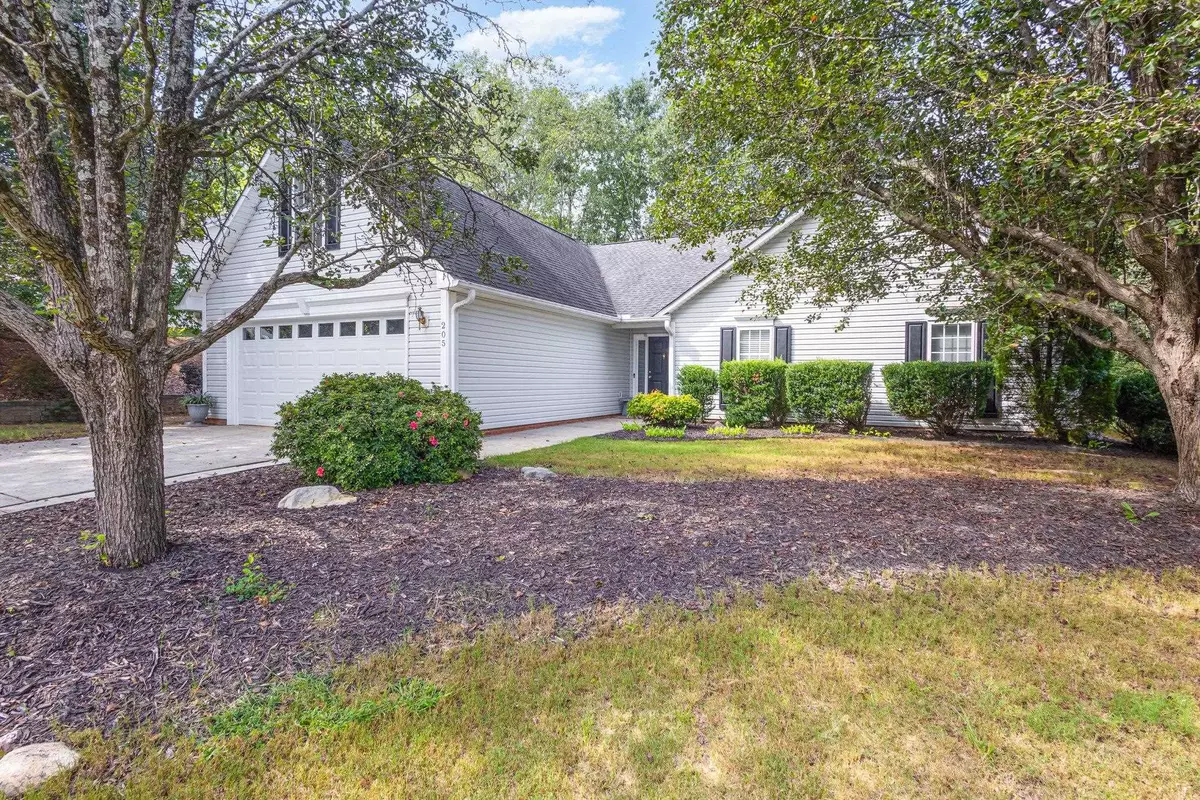 Taylors, SC 29687,205 Pheasant Ridge DR