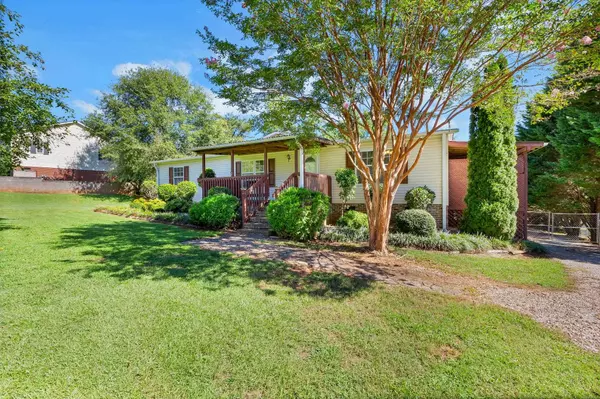 Greer, SC 29651,1608 S McElhaney RD