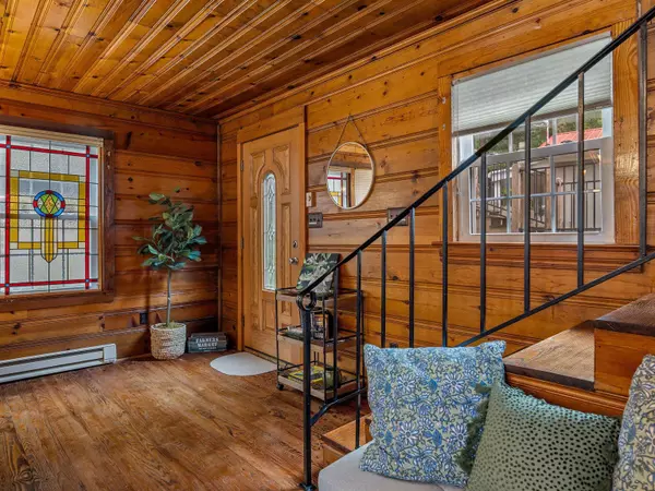 Landrum, SC 29356,364 E Lakeshore DR