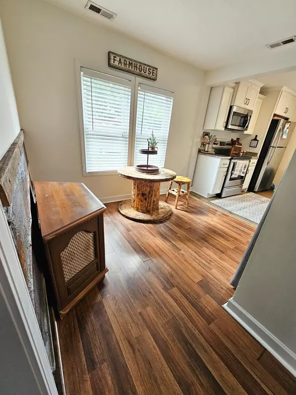 Boiling Springs, SC 29316,513 Rainbow Lake RD