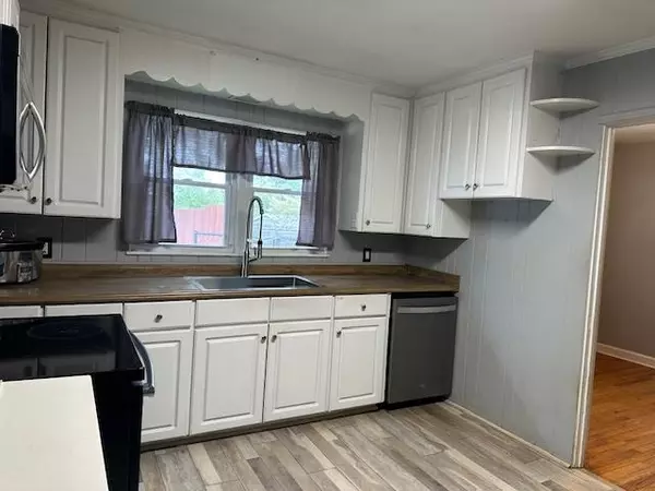 Landrum, SC 26356,265 W Durham ST