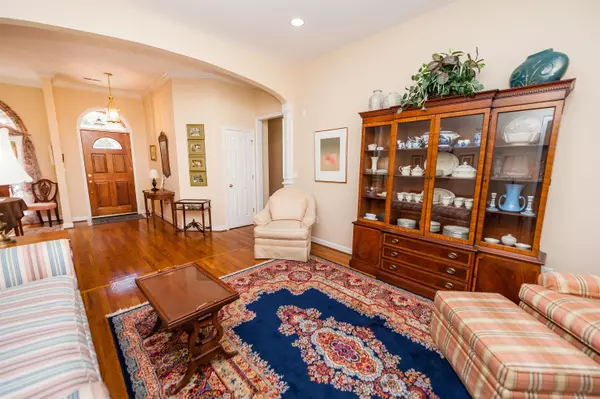 Woodruff, SC 29388-8101,719 Three Wood LN