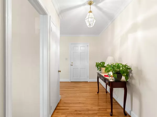 Laurens, SC 29360,105 Wedgewood DR