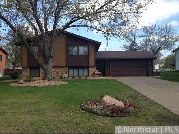 7908 81st Avenue N, Brooklyn Park, MN 55445