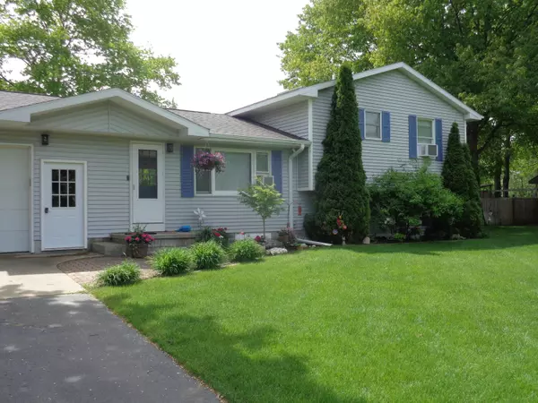 Kalkaska, MI 49646,2221 Tamara RD Road