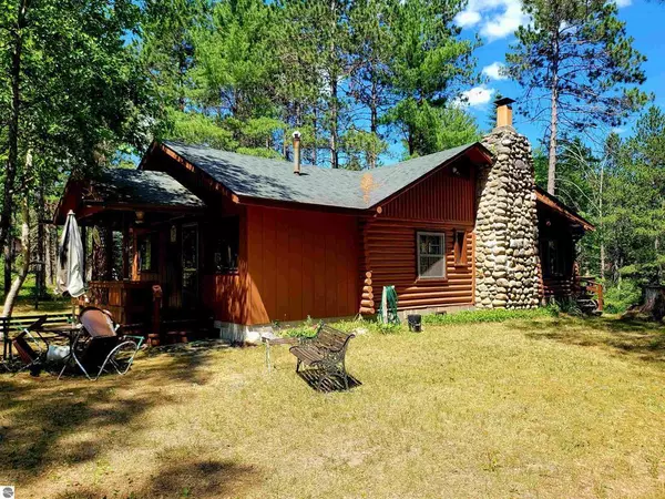 Grayling, MI 49738,15604 SE Riverview RD Road