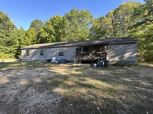 438 Reynolds RD Road, Interlochen, MI 49643