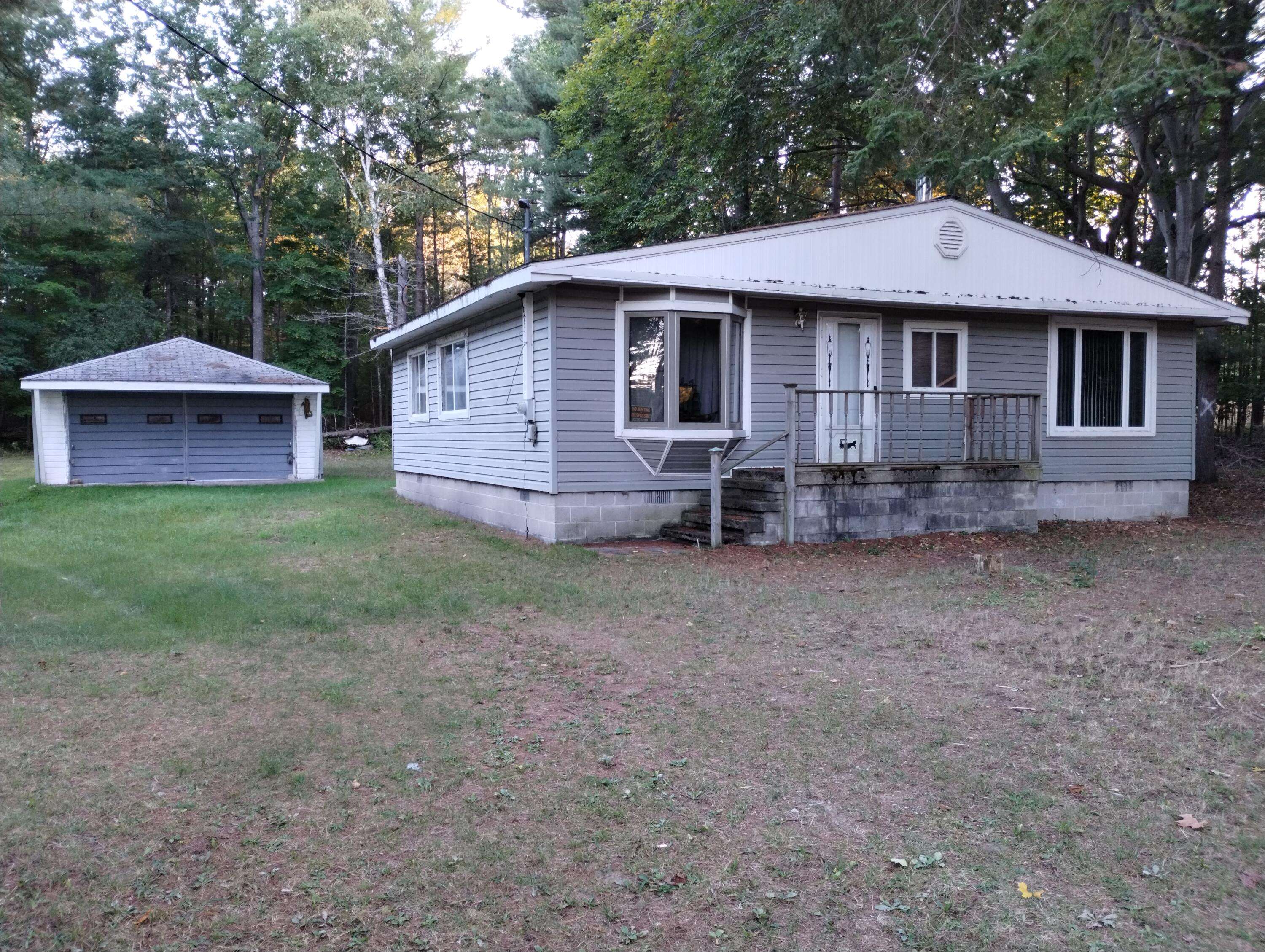 4880 E Black River Rd RD Road, Black River, MI 48721