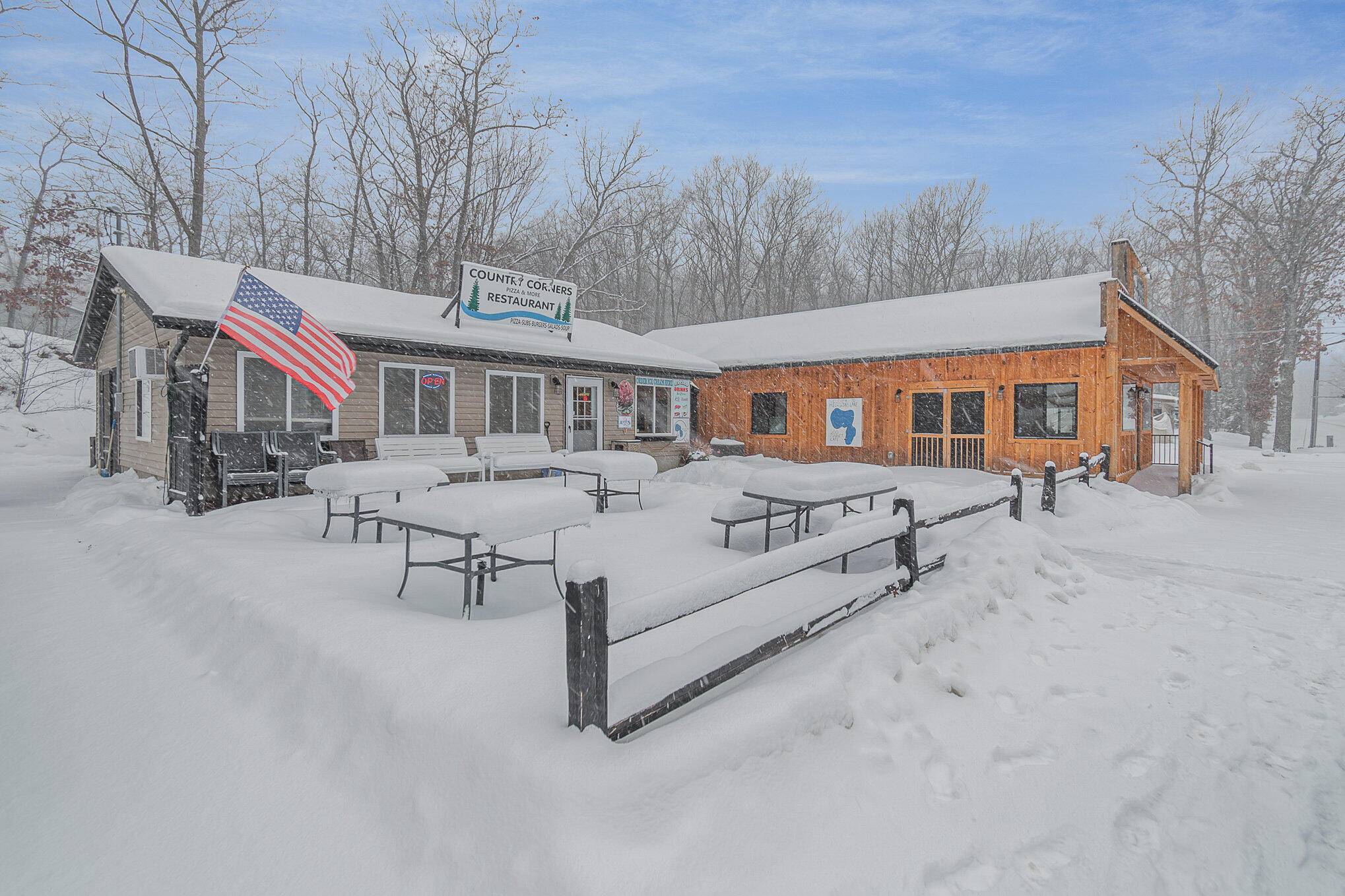 1857 W Higgins Lake DR Drive, Roscommon, MI 48653
