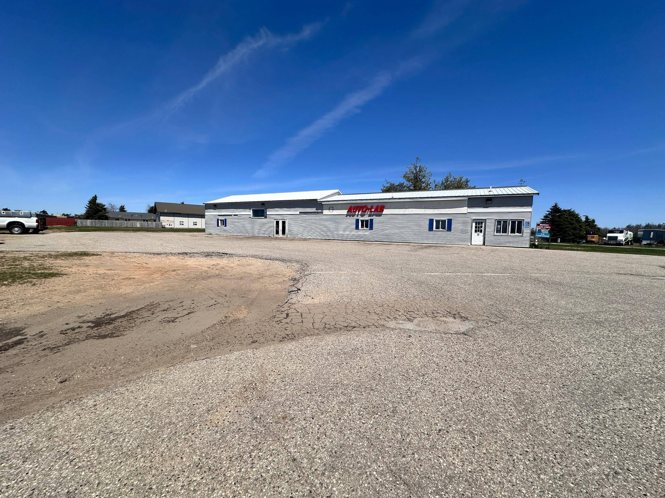 108 W Commerce DR Drive, Gaylord, MI 49735