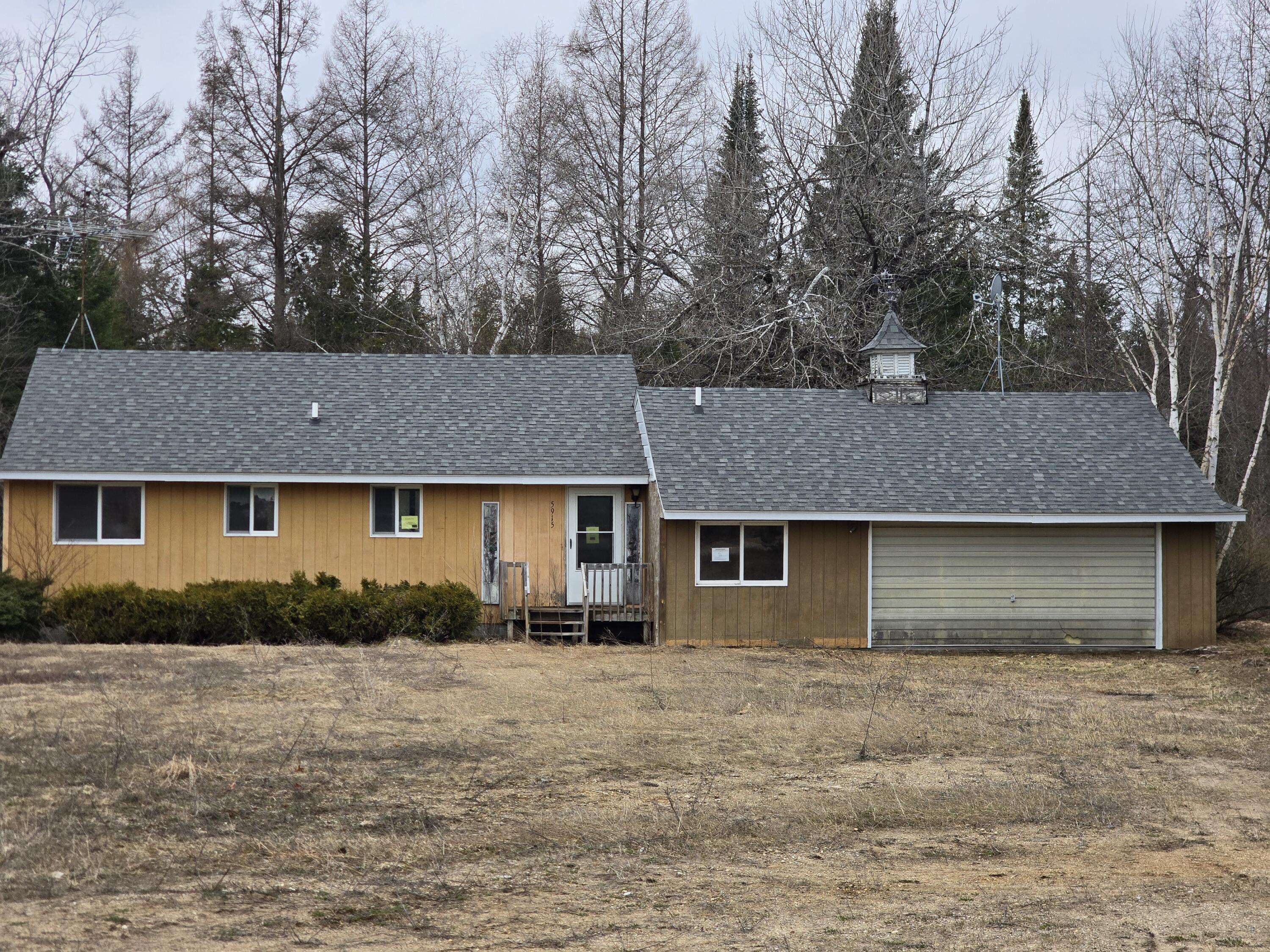 5915 Chickasaw TRL Trail, Frederic, MI 49733