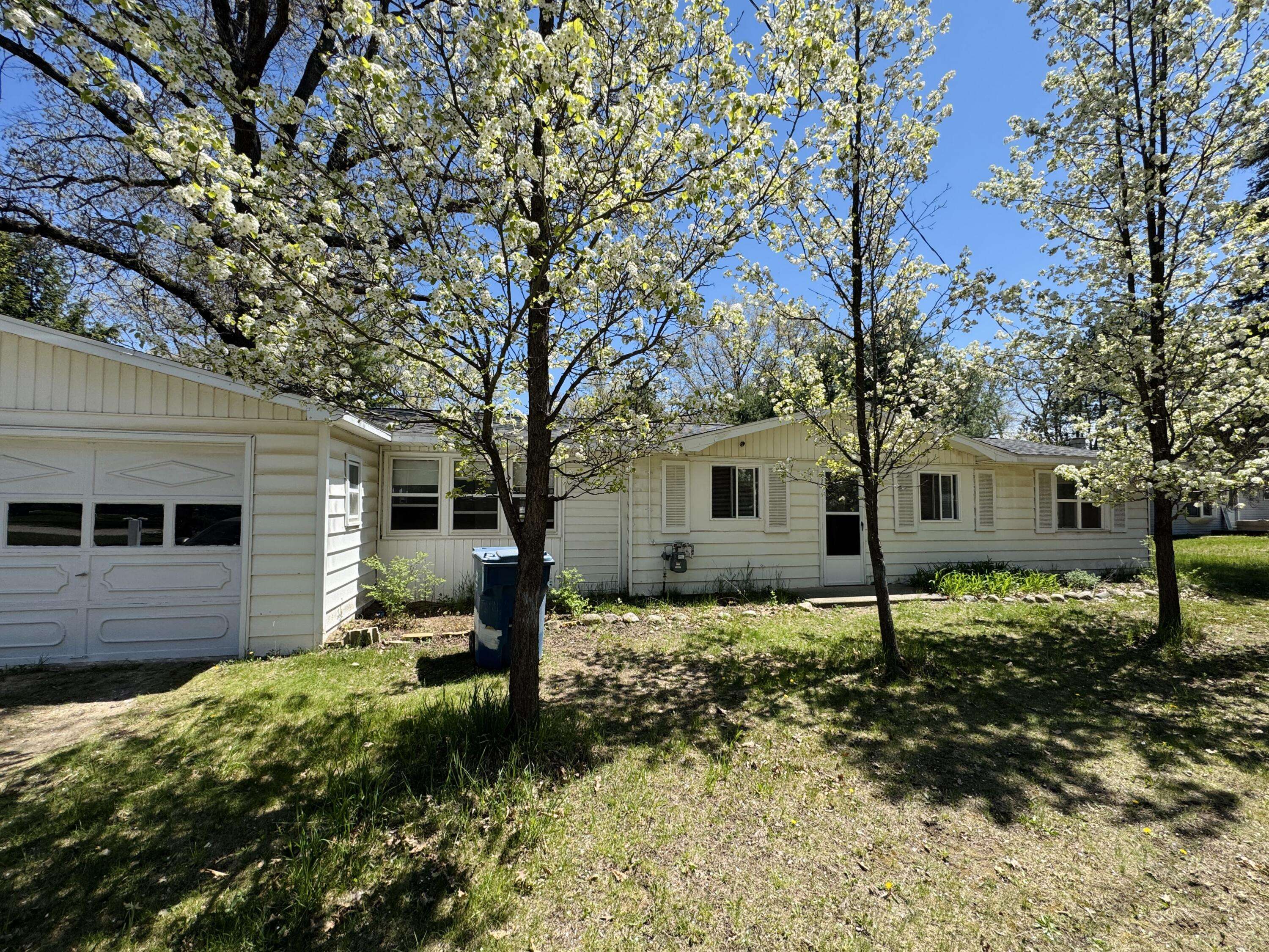 1654 Opland RD Road, Gladwin, MI 48624