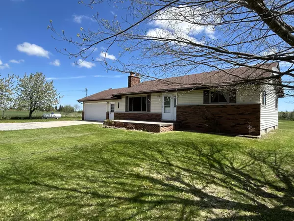 6870 N Spruce RD Road,  Spruce,  MI 48762