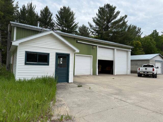 11620 Chipway DR Drive, Roscommon, MI 48653