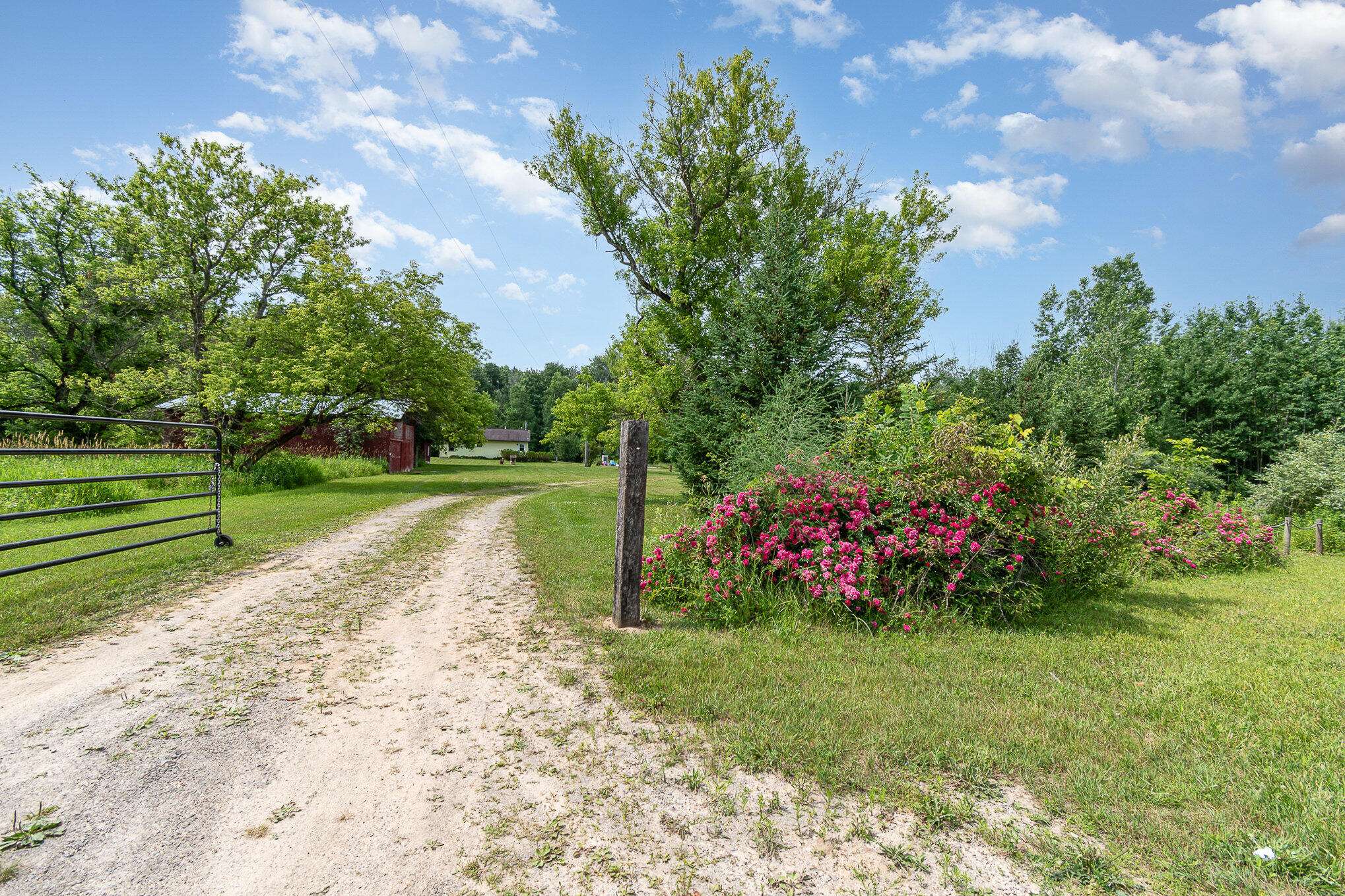 Bentley, MI 48613,2721 Saganing RD Road