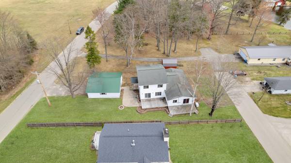 120 Marina ST Street, Houghton Lake, MI 48629