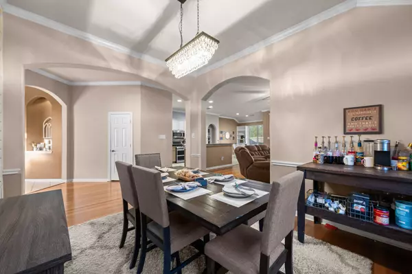 League City, TX 77573,301 Lark Hollow LN