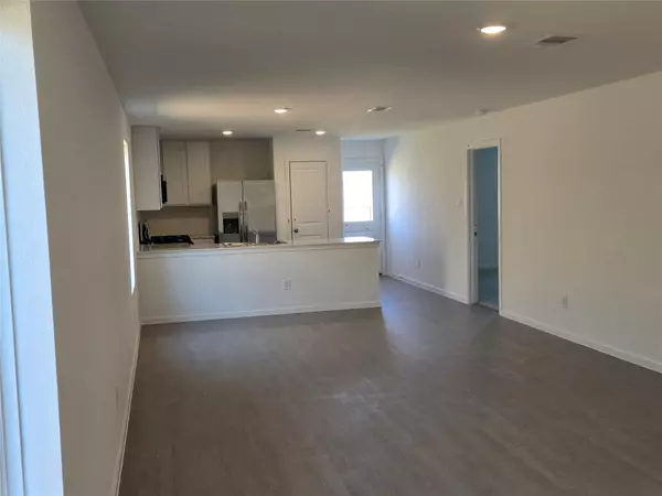 17934 Valle Cupa LN, New Caney, TX 77357