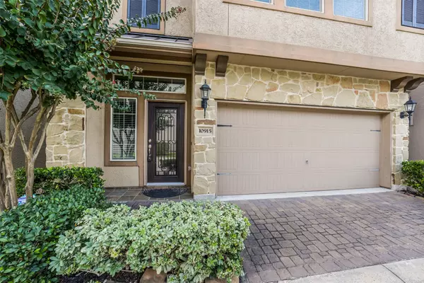 Houston, TX 77043,10915 Upland Pass DR