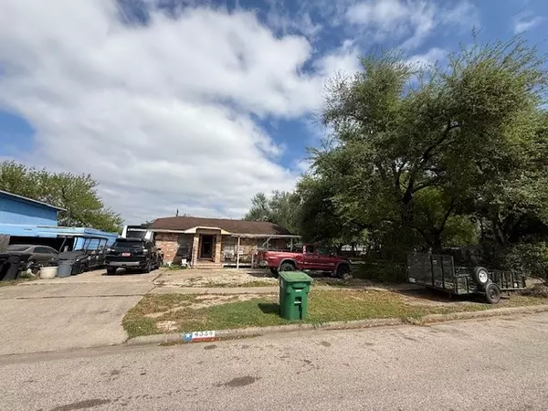 4334 Spring Valley RD, Houston, TX 77041