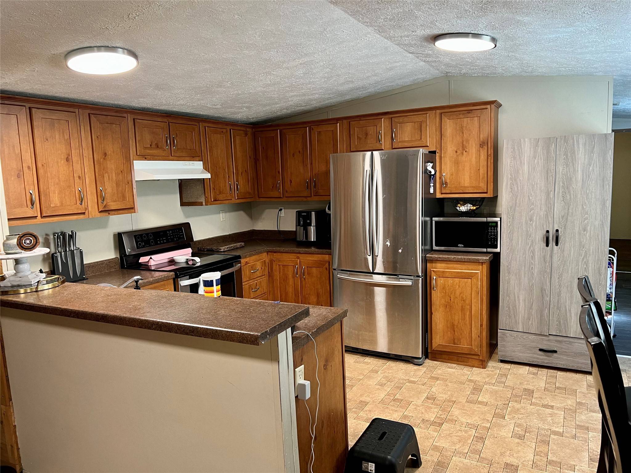 Old River-winfree, TX 77535,13019 Maplewood LN