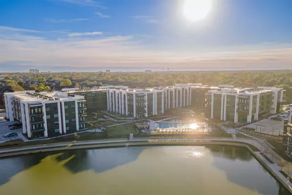 10505 Deerwood RD #322, Houston, TX 77042