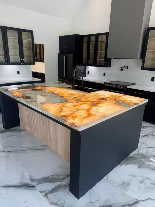 Angleton, TX 77515,173 Pony TRL